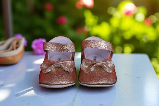 Beblux Fiyonklu Parıltılı Altın Sarısı Babet Bebek Ayakkabısı